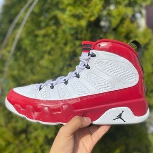 Gym Red 9’s